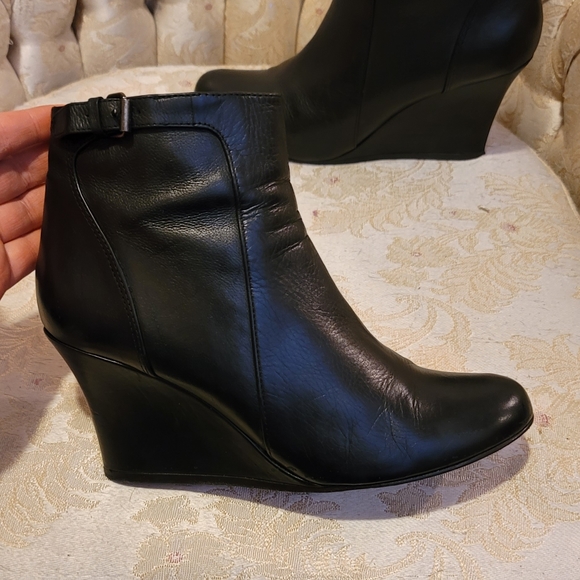 Lanvin leather wedged booties - Picture 2 of 9